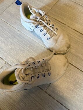 Nike White Athletic volleyball sneakers